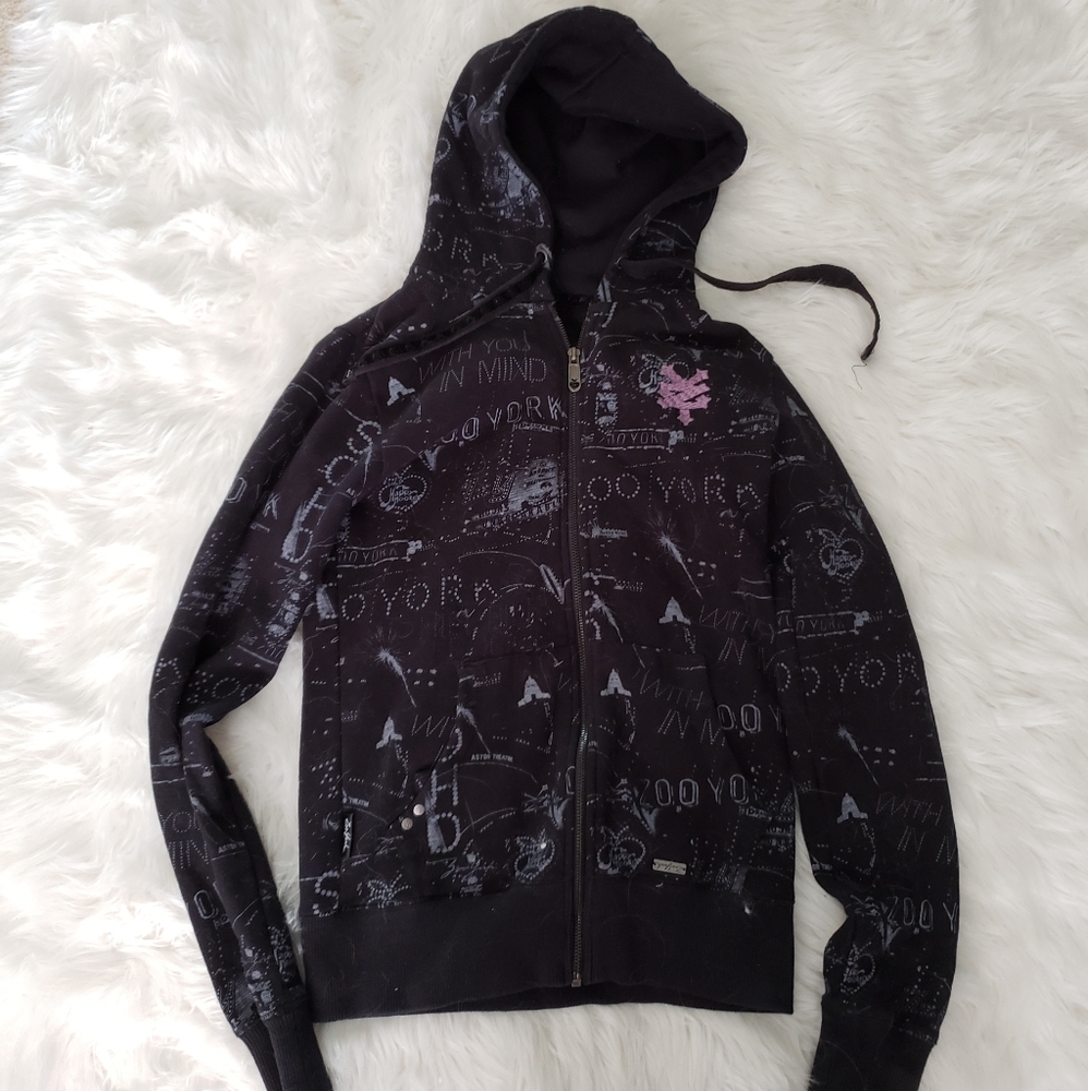 Zoo York Women's Graphic Hoodie size S
